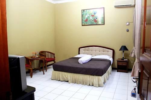 Zen Rooms Villa Duta Bogor Exterior photo