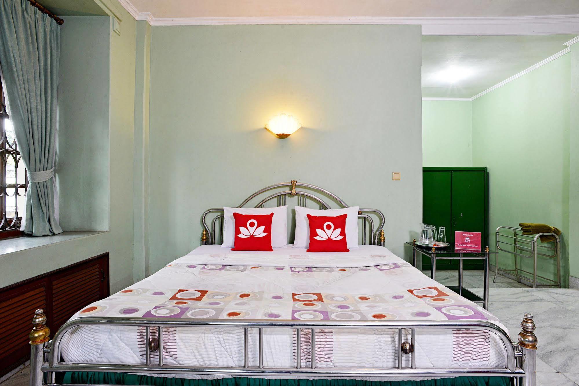 Zen Rooms Villa Duta Bogor Exterior photo