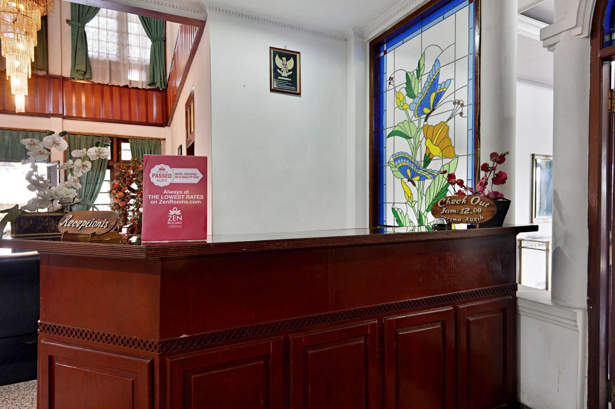 Zen Rooms Villa Duta Bogor Exterior photo